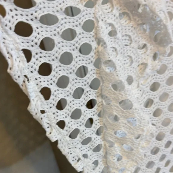 Ruby Rd. Petite White Crochet Top petite xl in excellent condition - Picture 6 of 9